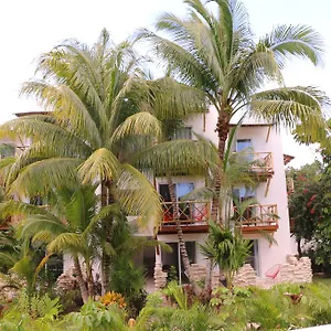 https://villa-tulum-hotel.quintano-roohotels.com